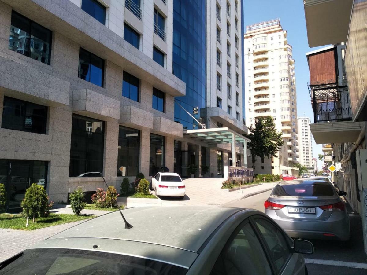 Apartment On The Delara Aliyeva Street Baku Exterior photo